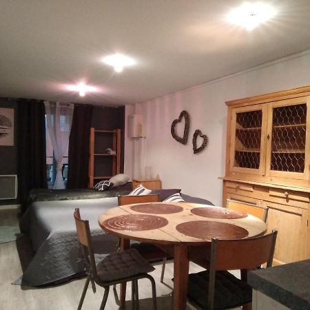 Espace Grenouillit Le Puy En Velay ภายนอก รูปภาพ